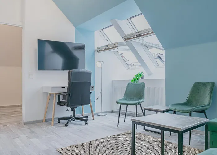 Spacious 2br & 1lr Very In * Vienna