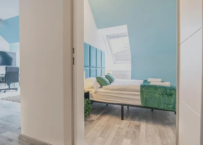 Spacious 2br & 1lr Very In * Vienna